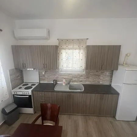 Pamar House Apartment Flogita
