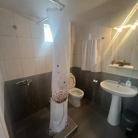 Pamar House Flogita